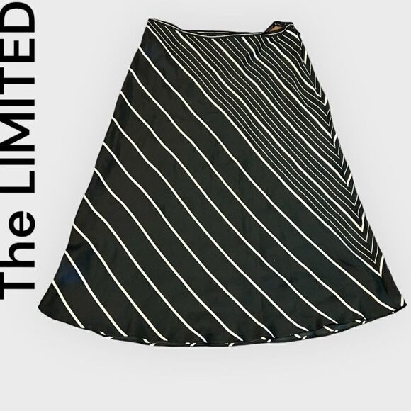 The Limited 100% Silk Assymetrical skirt size 2 - Picture 1 of 8